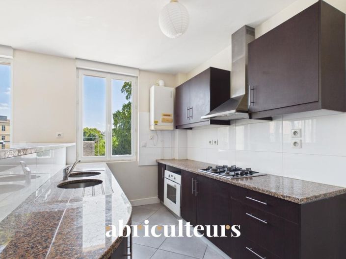 Image No.2-2 Bed Apartment for sale