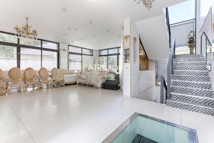 Image No.7-4 Bed House for sale