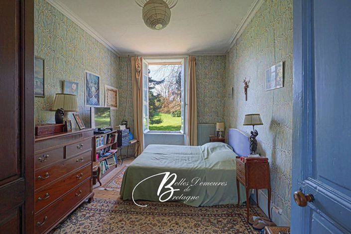 Image No.13-8 Bed House for sale