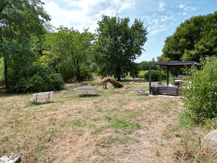 Image No.17-5 Bed House for sale