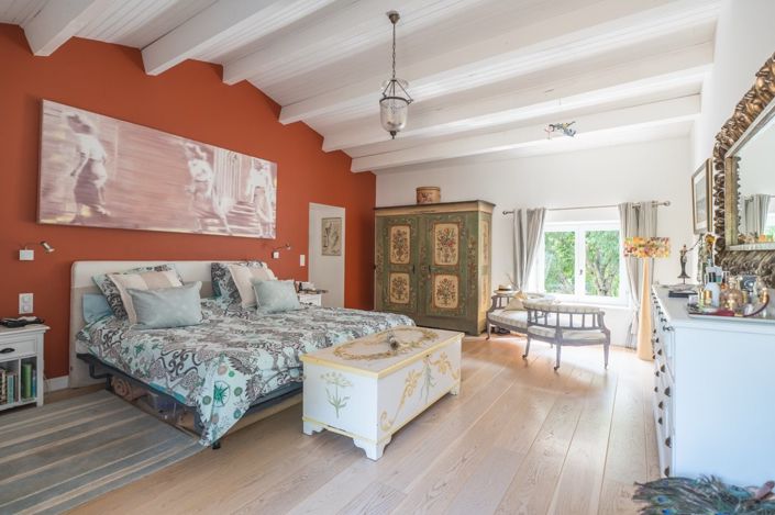 Image No.17-6 Bed House for sale