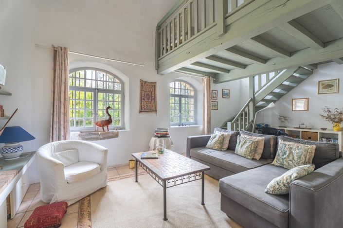 Image No.36-6 Bed House for sale