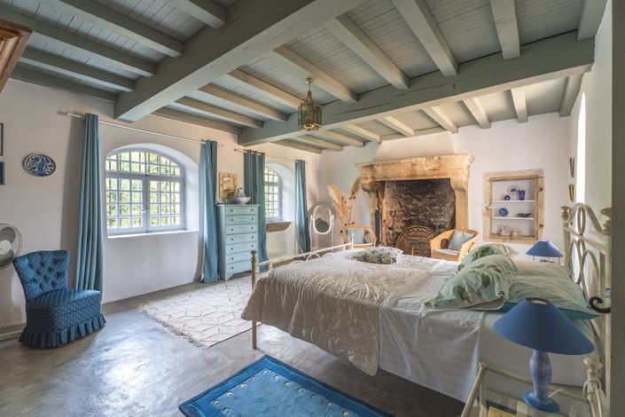 Image No.38-6 Bed House for sale