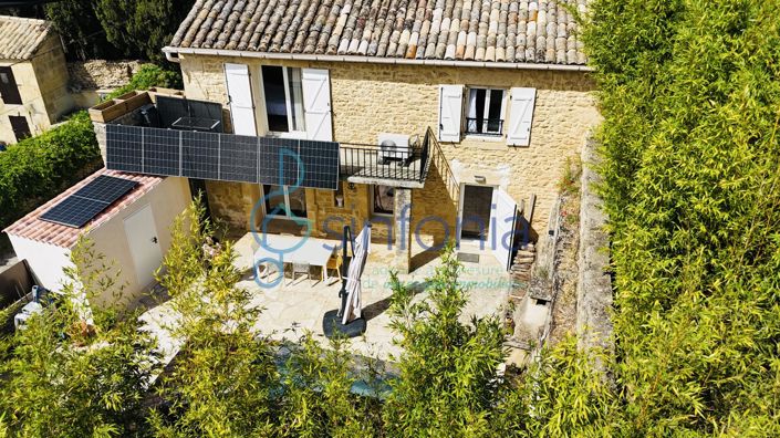 Image No.2-Maison de 2 chambres à vendre à Uzès