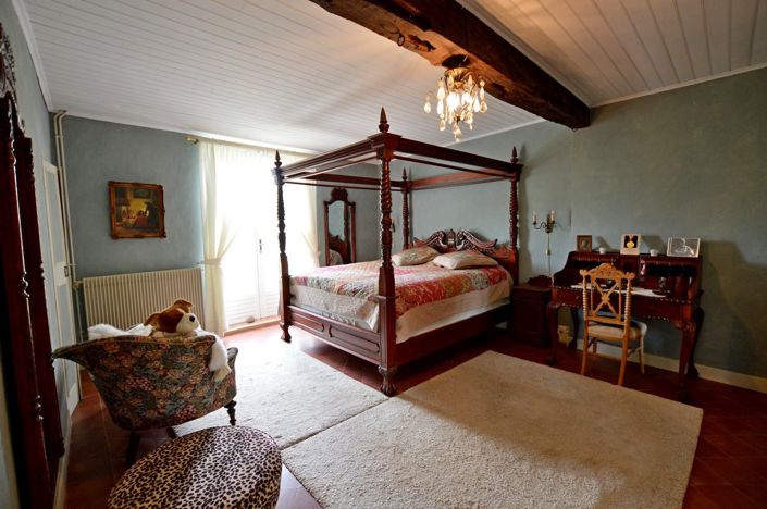 Image No.17-2 Bed House for sale