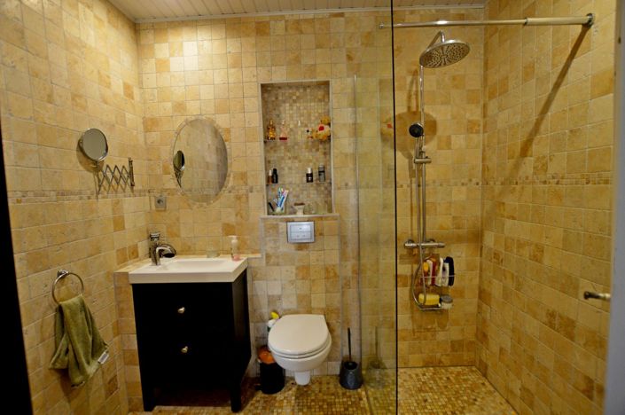 Image No.18-2 Bed House for sale