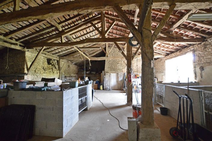 Image No.21-2 Bed House for sale