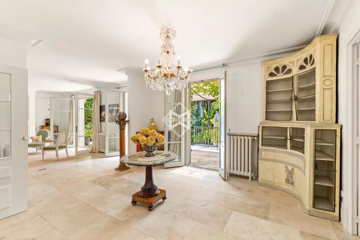 Image No.10-4 Bed House for sale