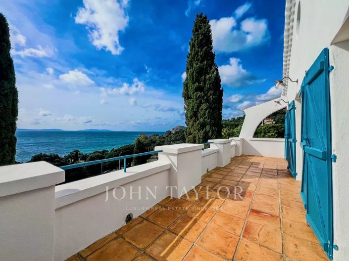 Image No.7-4 Bed House for sale