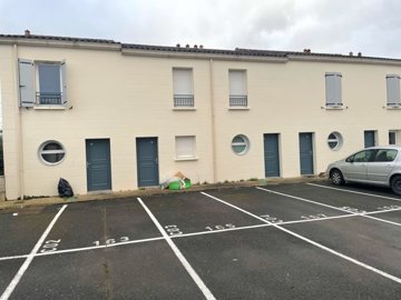1 - Blaye, Maison