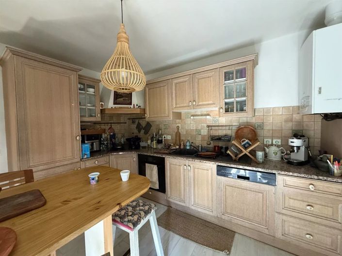 Image No.3-4 Bed House for sale