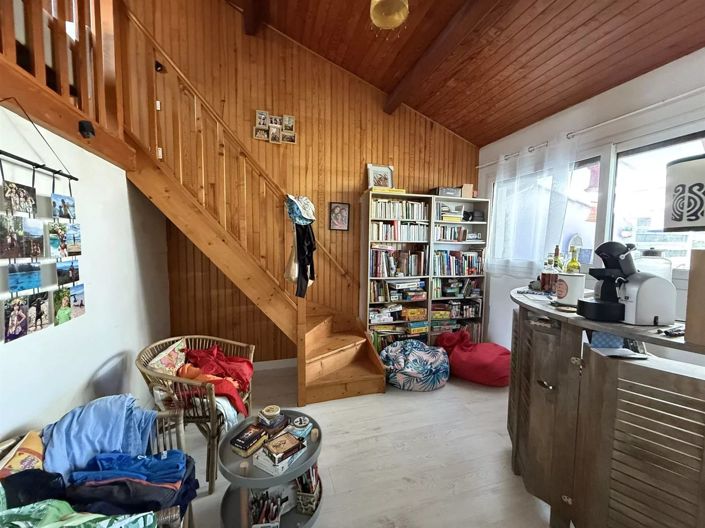 Image No.5-4 Bed House for sale