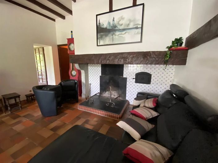 Image No.3-4 Bed House for sale