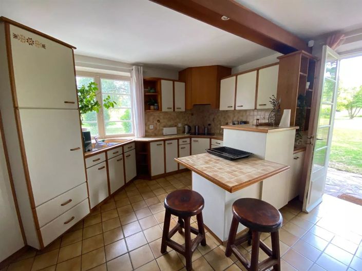 Image No.5-4 Bed House for sale