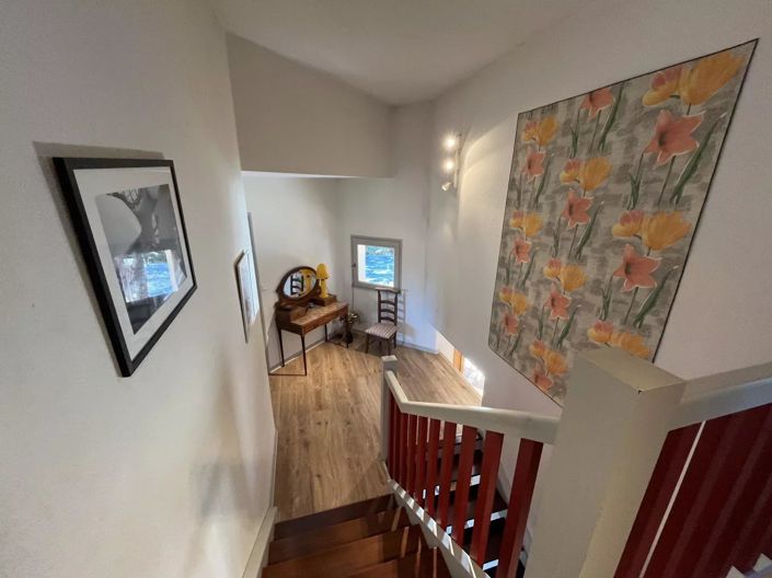 Image No.9-4 Bed House for sale