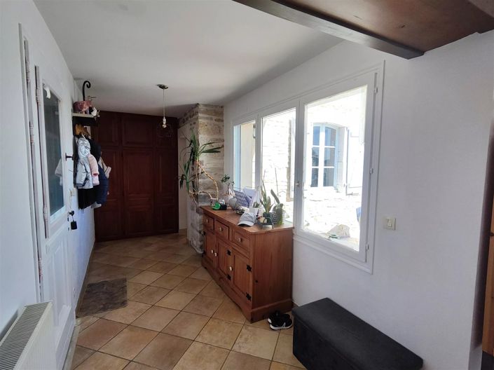 Image No.6-3 Bed House for sale