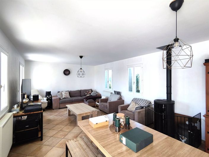 Image No.7-3 Bed House for sale