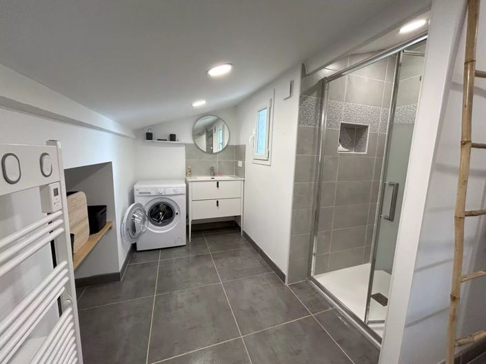 Image No.14-3 Bed House for sale