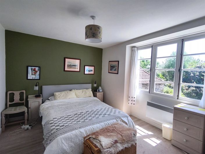 Image No.9-4 Bed House for sale