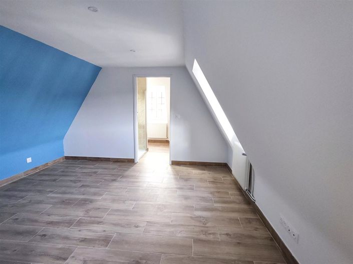 Image No.8-2 Bed House for sale