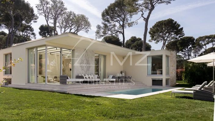 Image No.17-4 Bed House for sale
