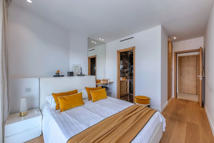 Image No.19-3 Bed Apartment for sale