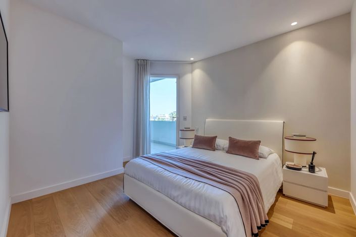 Image No.22-3 Bed Apartment for sale