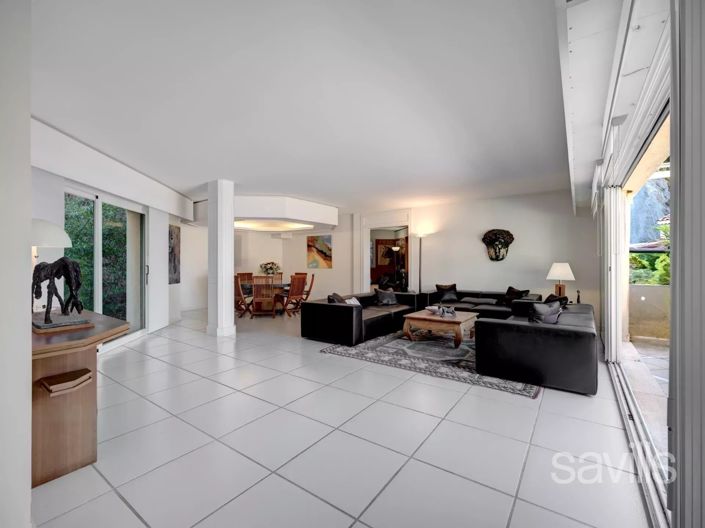 Image No.21-5 Bed House for sale