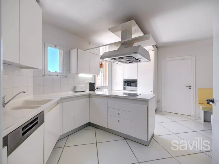 Image No.22-5 Bed House for sale