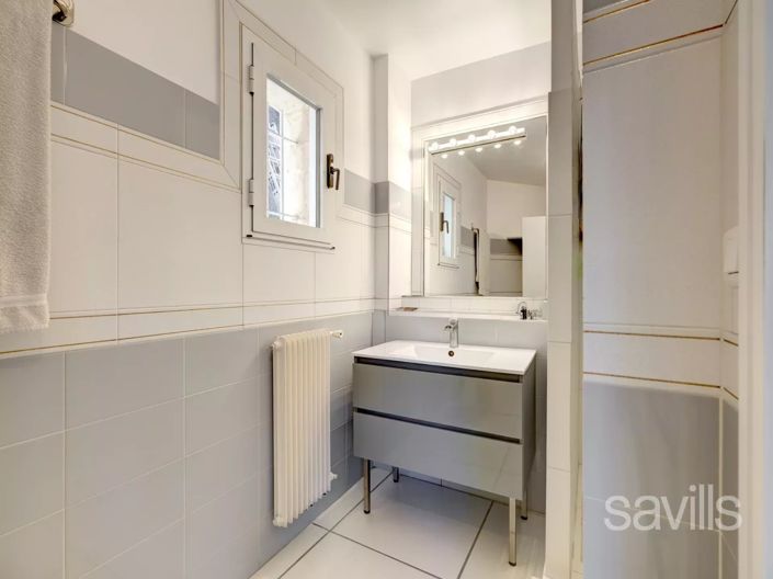 Image No.24-5 Bed House for sale