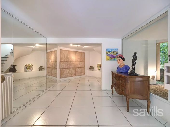 Image No.6-5 Bed House for sale