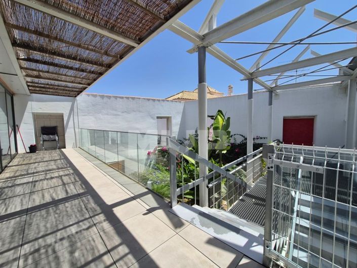 Image No.24-3 Bed House for sale