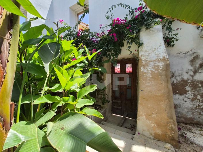 Image No.27-3 Bed House for sale