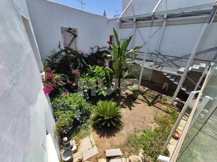 Image No.28-3 Bed House for sale