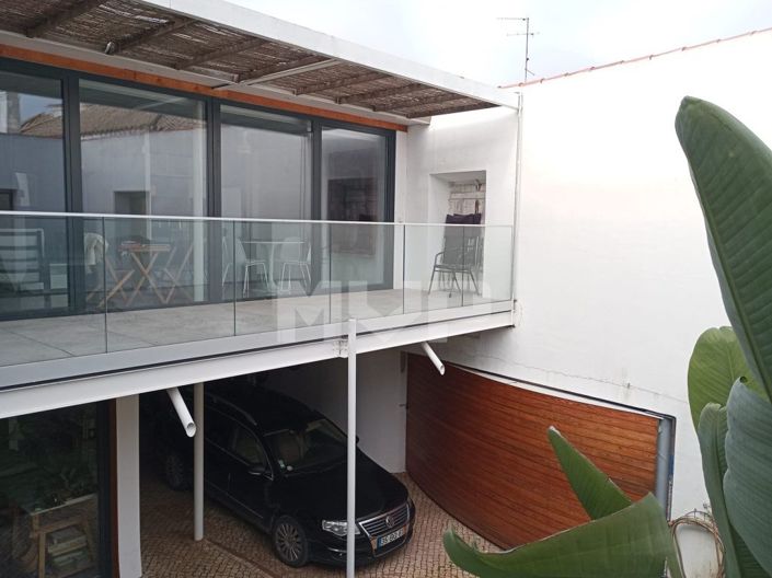 Image No.5-3 Bed House for sale
