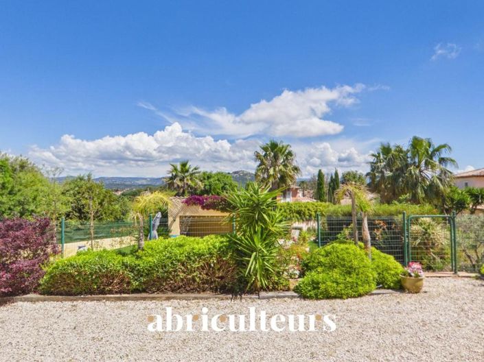 Image No.19-4 Bed House for sale