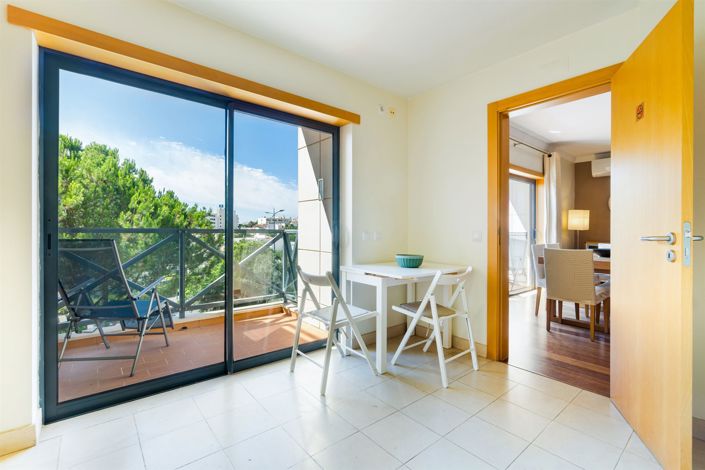 Image No.10-1 Bed Apartment for sale