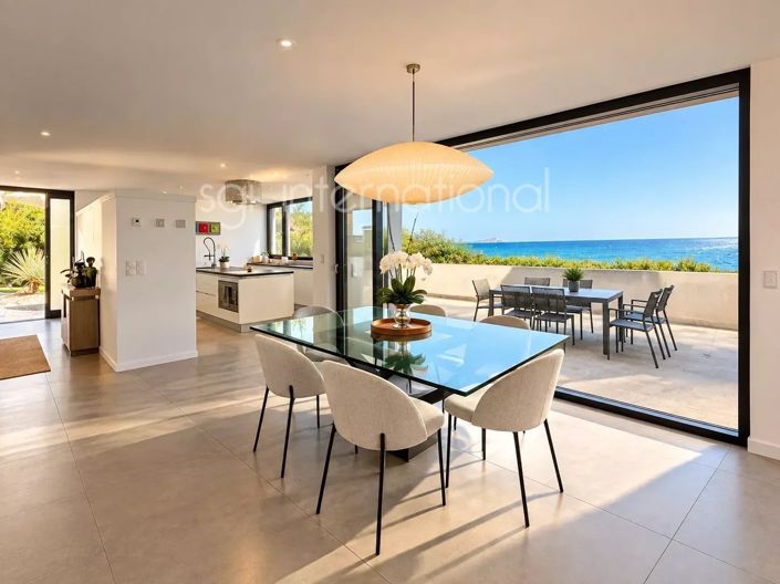 Image No.7-5 Bed House for sale