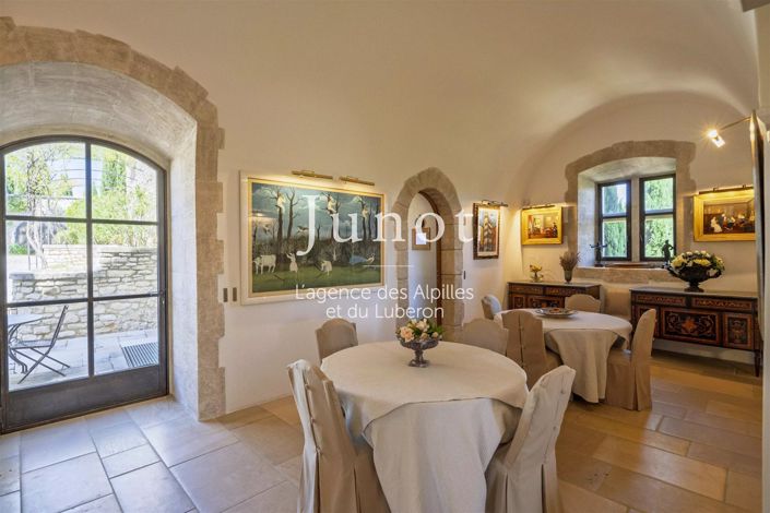 Image No.19-8 Bed House for sale