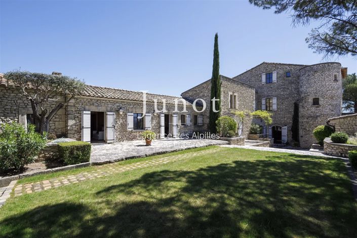 Image No.3-8 Bed House for sale