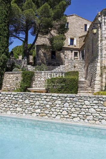 Image No.6-8 Bed House for sale