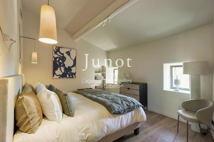 Image No.16-7 Bed House for sale