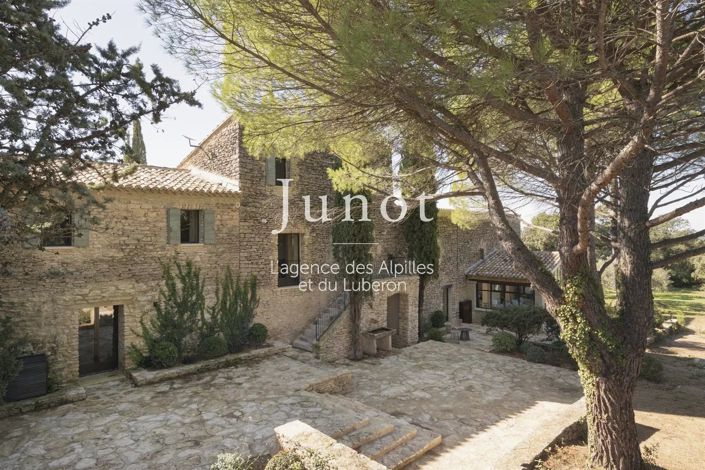 Image No.24-7 Bed House for sale