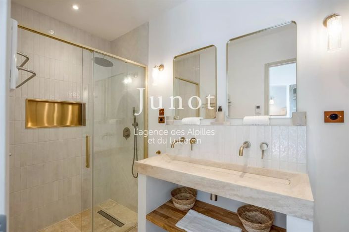 Image No.22-5 Bed House for sale