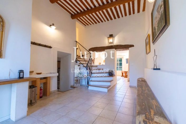 Image No.7-5 Bed House for sale