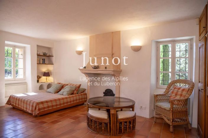 Image No.15-5 Bed House for sale