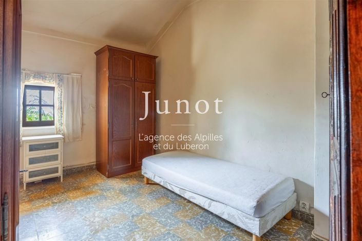 Image No.18-3 Bed House for sale