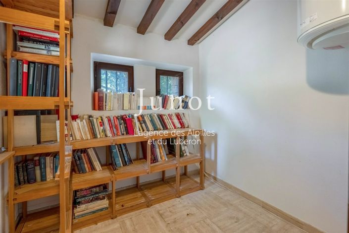 Image No.22-3 Bed House for sale