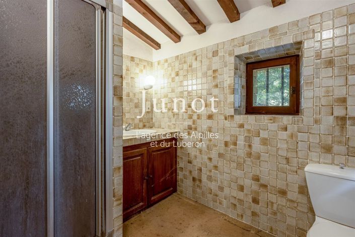 Image No.24-3 Bed House for sale