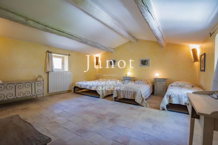 Image No.12-4 Bed House for sale